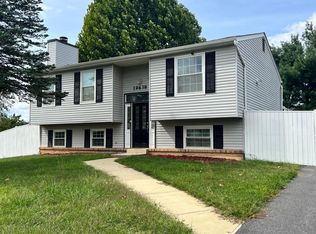 19638 Ridge Heights Dr, Gaithersburg, MD 20879