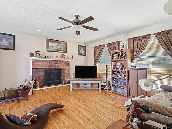 3rd image of 4420 W 57th Ave