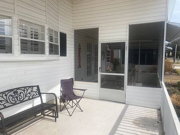 3rd image of 239 E Buffalo Bluff Rd Lot 154