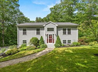 22 Fox Run Rd, Gray, ME 04039