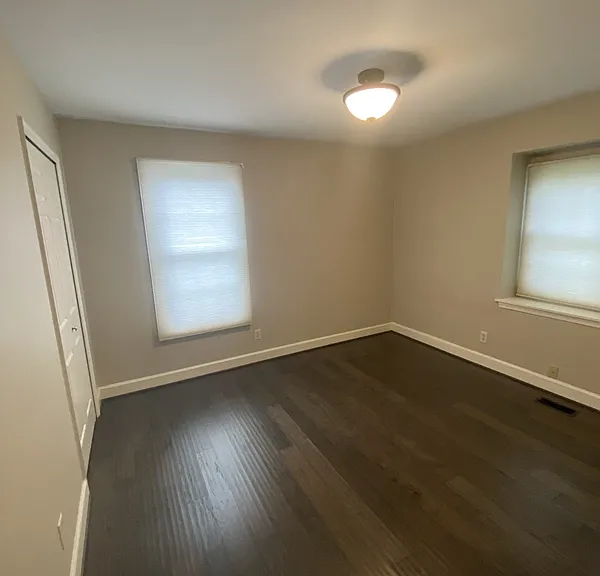10012 Galahad Ct — Photo 9