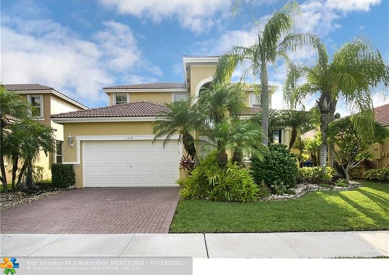 1st image of 1520 SW 193rd Ter