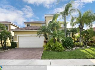 1520 SW 193rd Ter, Pembroke Pines, FL 33029