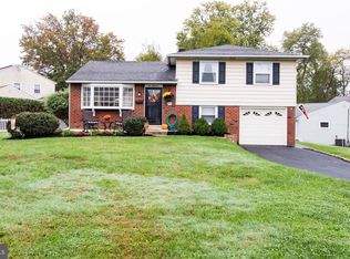 200 Rosemont Ln, Swarthmore, PA 19081