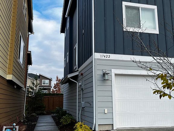 2nd image of 17422 118th Avenue Ct E Unit 1