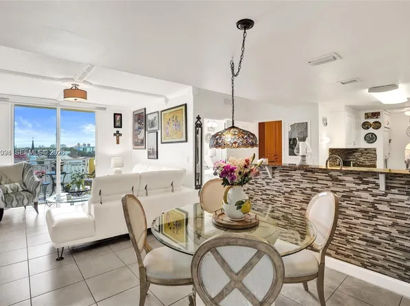 215 SW 42nd Ave APT 704, Miami, FL 33134