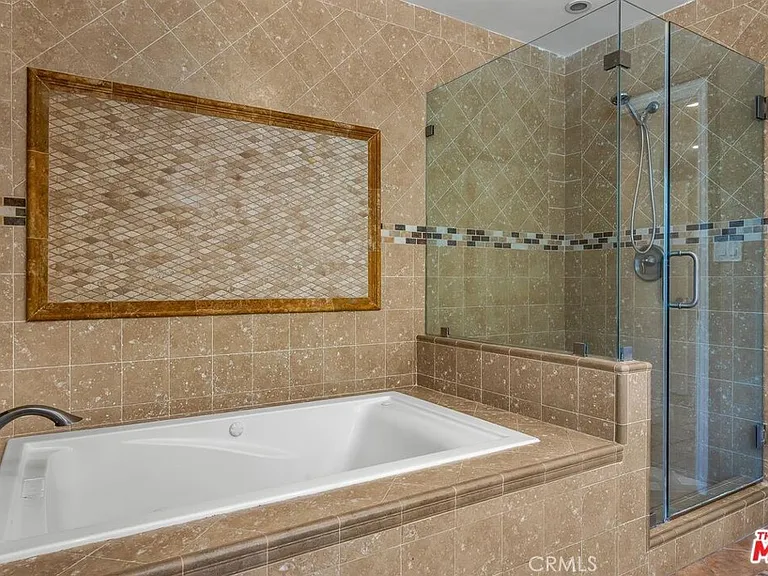 3446 Alginet Dr — Photo 21