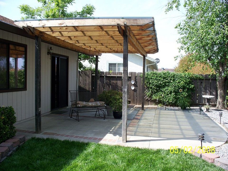 Backyard/patio