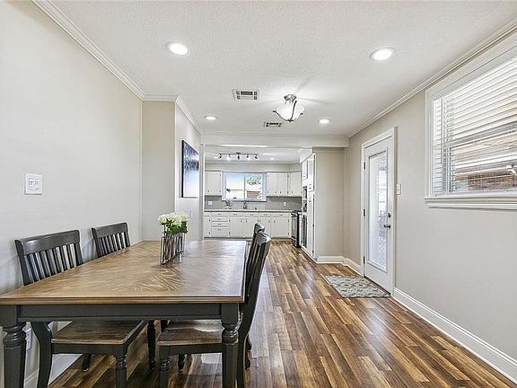 5th image of 3215 White St