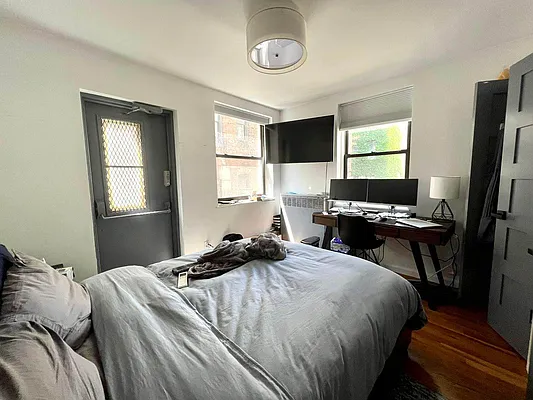 Rented by Zjama Realty Corp | media 14