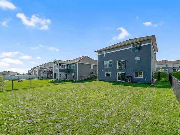 2nd image of 3577 110th Ln NE