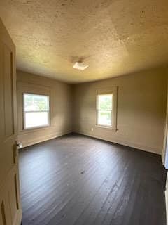 5th image of 736 New Castle Ave