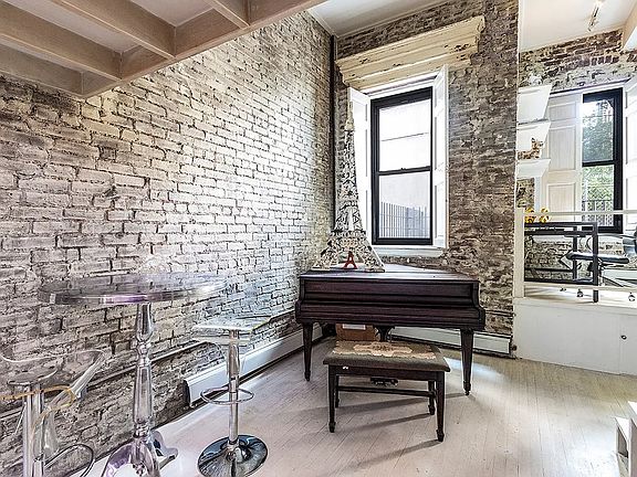3rd image of 2088 Madison Ave APT 1A