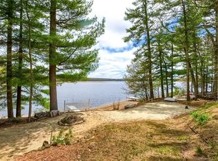 132 Kenwood Est, Jewett City, CT 06351