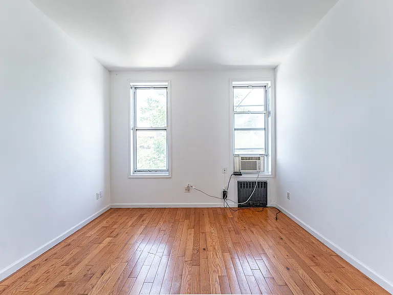 205 Menahan St #3 — Photo 9