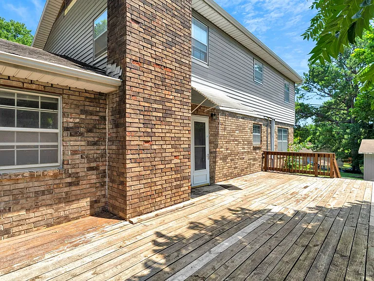 1660 Palmer Pl — Photo 23