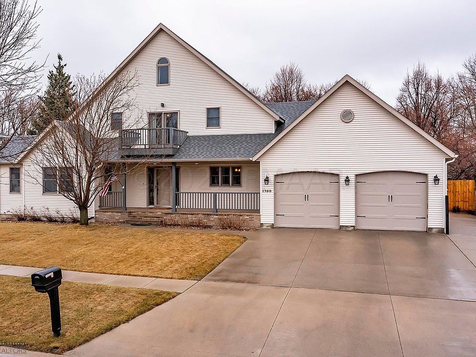 1750 Charleswood Estates Dr, West Fargo, ND 58078 Zillow