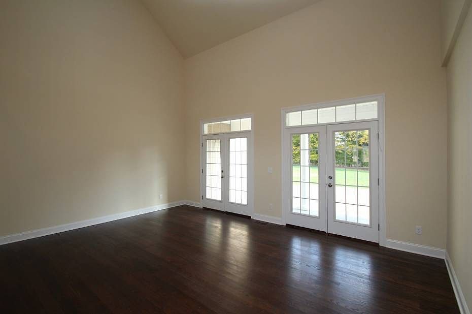 13 Squire Ct, Trumbull, CT 06611 Zillow