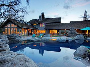 813 Lake Oak Ct, Sacramento, CA