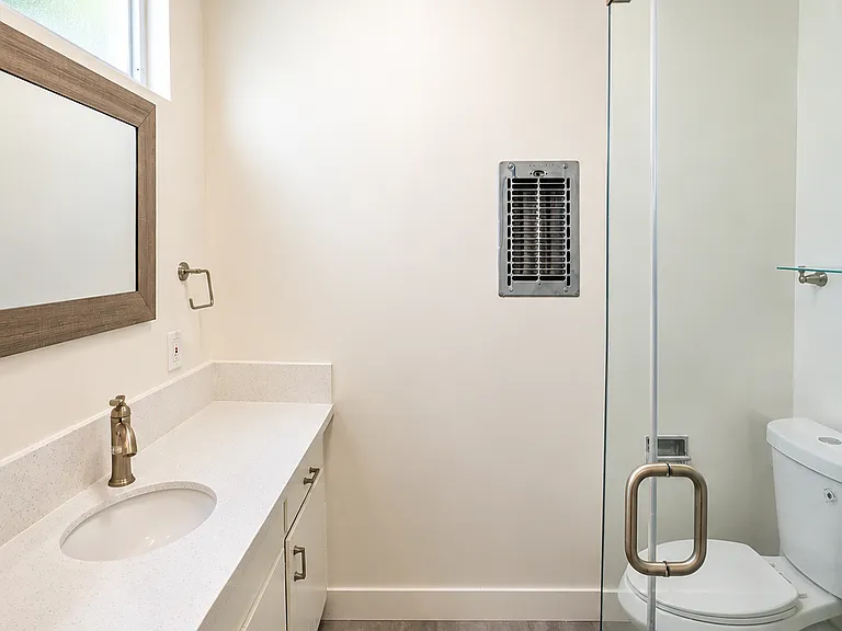 12324 Montana Ave #9 — Photo 10