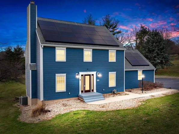 6517 S Cheyenne Dr, Peoria, IL 61607