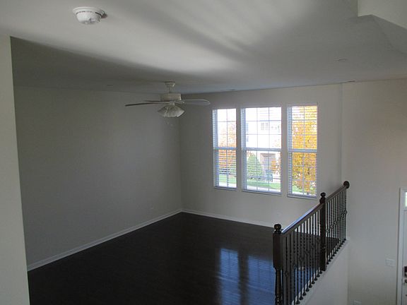 2nd image of 3115 Coral Ln