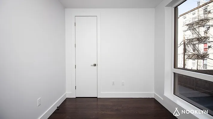 Rented by Nooklyn NYC LLC | media 24