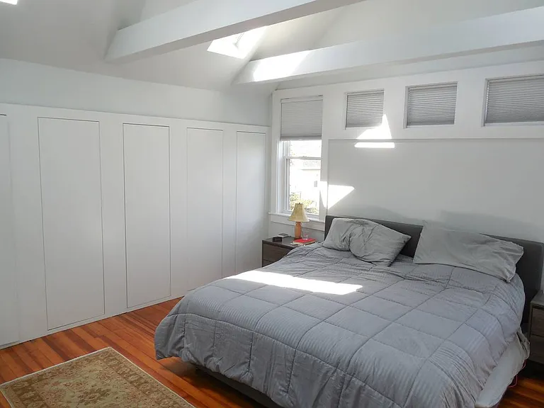7 Fairfield St #9 — Photo 11