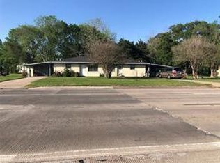 2518 W Highway 6, Alvin, TX 77511