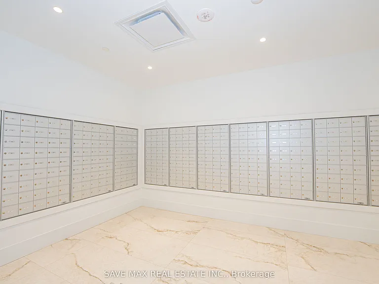 4010 Eglinton Ave W #615 — Photo 25