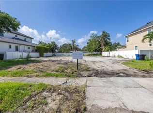440 Capri Way NE #12, Saint Petersburg, FL 33704