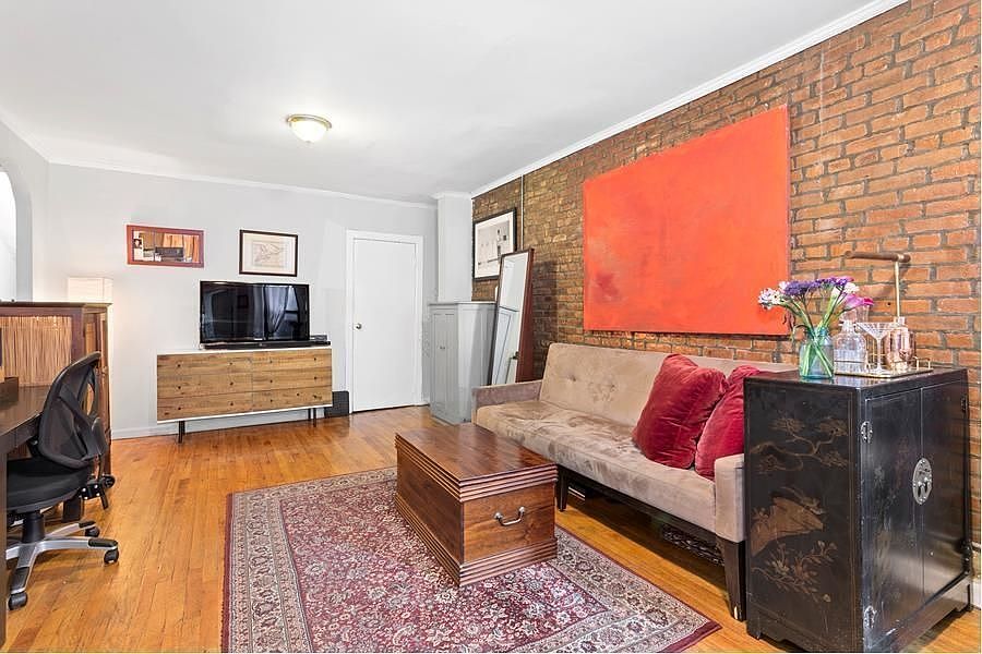 2nd image of 166 State St APT 1A