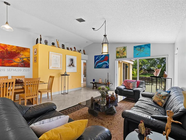 4334 Mahogany Ridge Dr — Photo 4