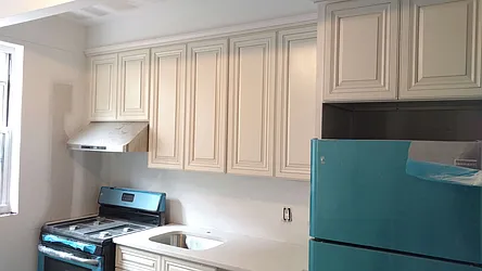 Rented by Roz Khan, LREB
