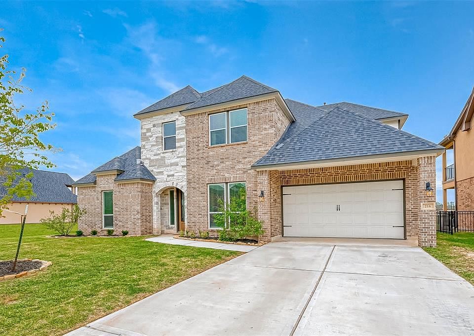 1st image of 216 N Waterstone Dr
