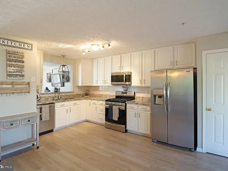 202 Oliver Heights Rd — Photo 9