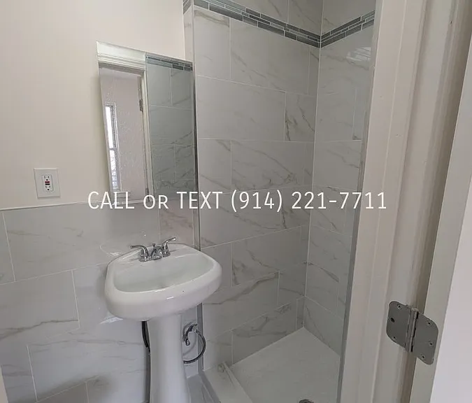 26 Vineyard Ave — Photo 1