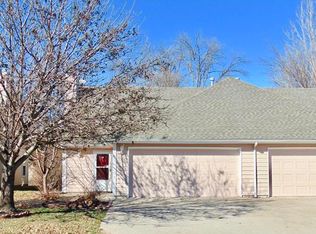 2418 Lancaster Dr, Lawrence, KS 66049
