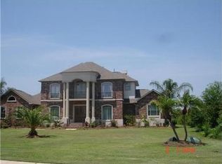 131 Horseshoe Bnd, New Orleans, LA 70128