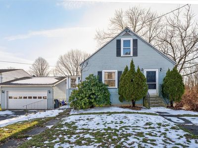 70 Summit St, Fairport, NY, 14450