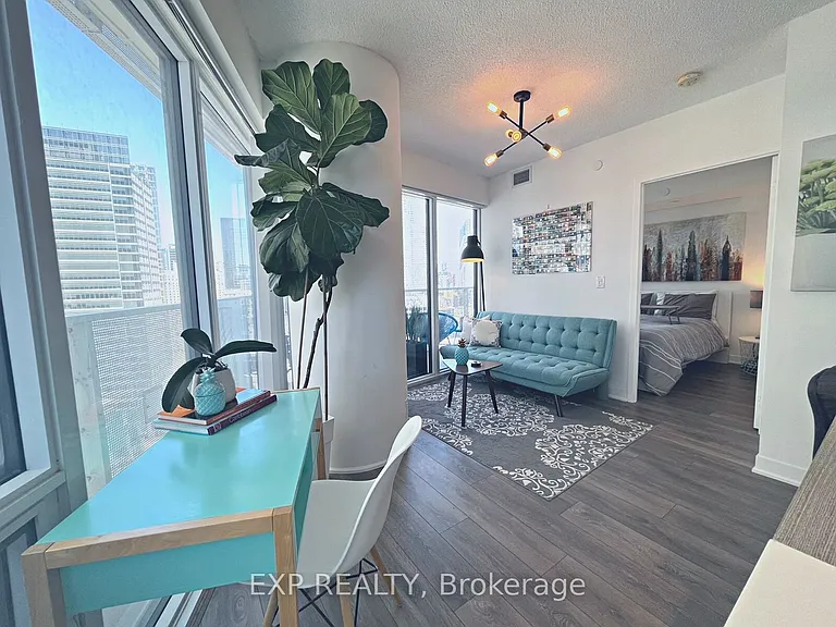88 Harbour St #2302 — Photo 8