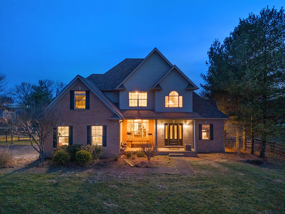 1st image of 108 Creekwood Way