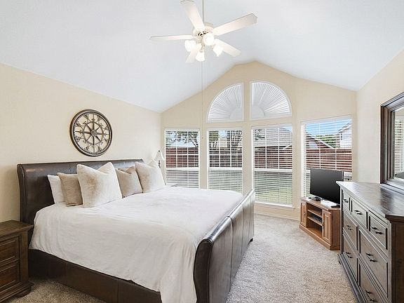 4th image of 7813 Owl Creek Ln