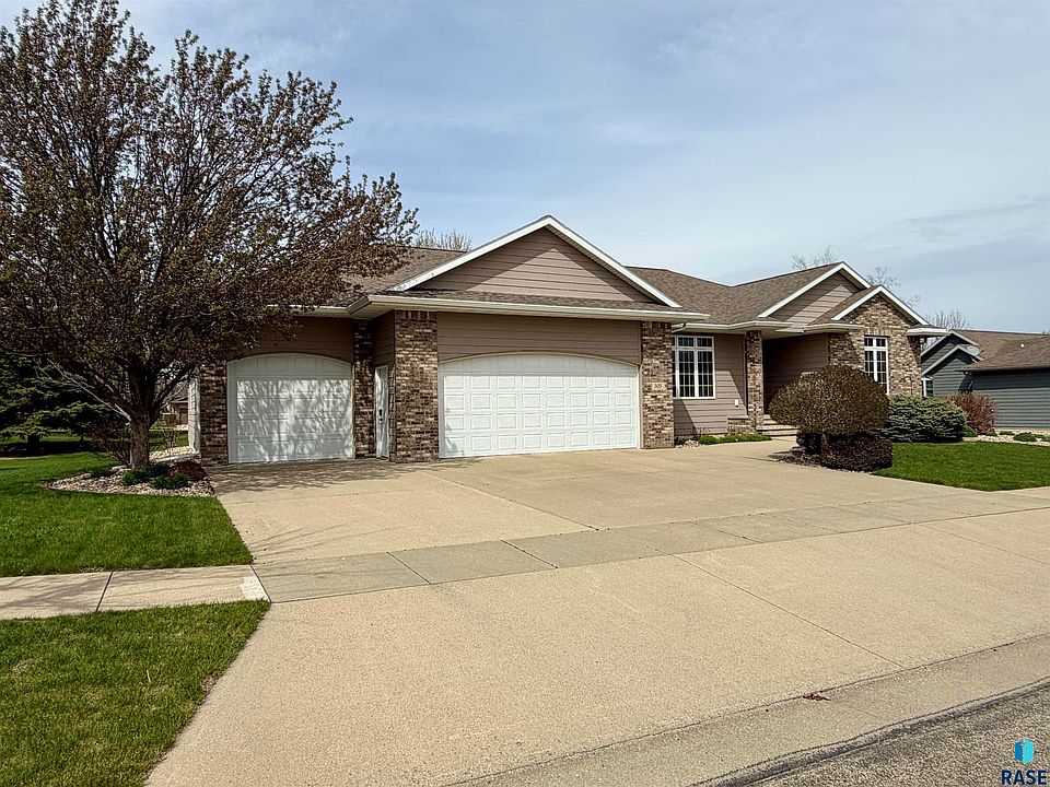 1st image of 503 Britz Dr