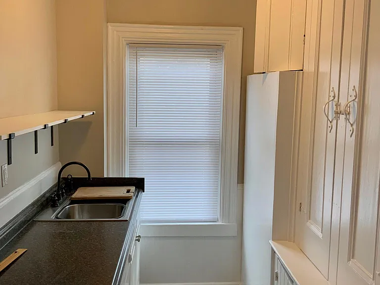 20 Tifft St #2 — Photo 3