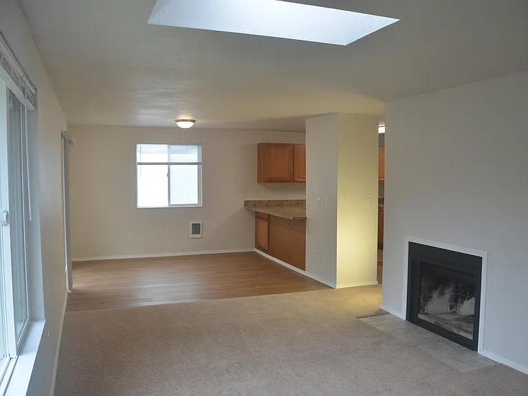 1103 Portland Ave #G — Photo 4