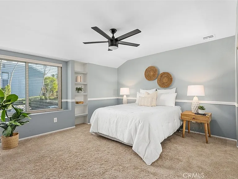 22057 Newbridge Dr #5 — Photo 15