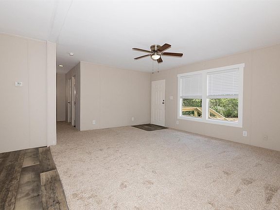 4th image of 788 Boysenberry Rd