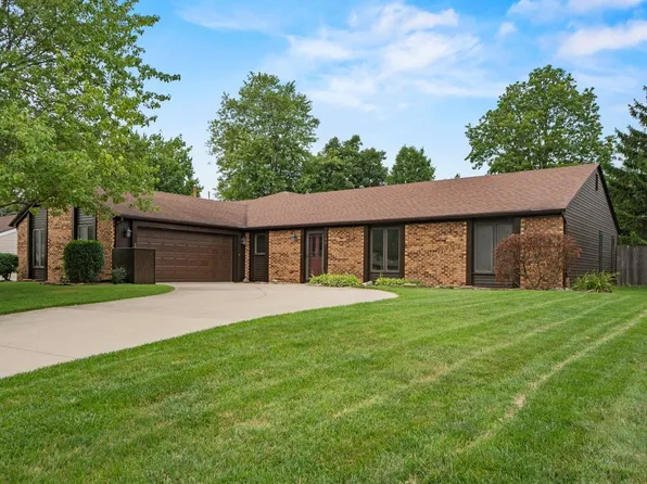 11901 Westwind Dr, Fort Wayne, IN 46845