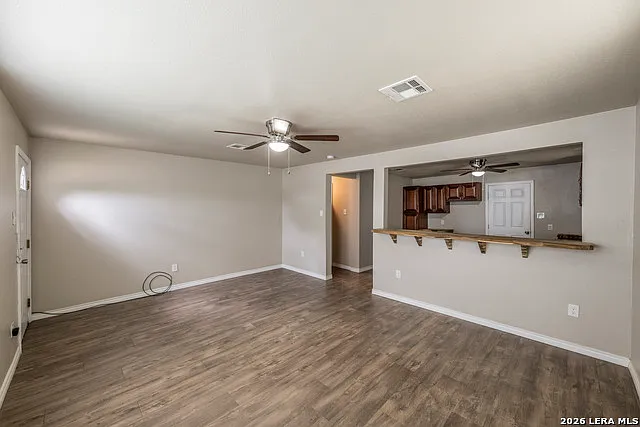 1608 Avenue J — Photo 3